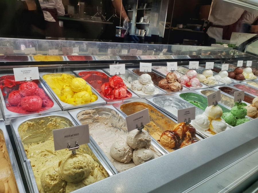 Heavenly Desserts Bradford -></noscript></noscript> www.whatsupcourtney.com #dessert #icecream #bradford #england” width=”900″ height=”675″></p>
<p>Open for lunch, afternoon and dinner – you are spoilt for choice.</p>
<p>Their menu is divided into a wide selection of sundaes, brownies, waffles including a selection of cocktails, mocktails, and milkshakes.</p>
<p><img decoding=