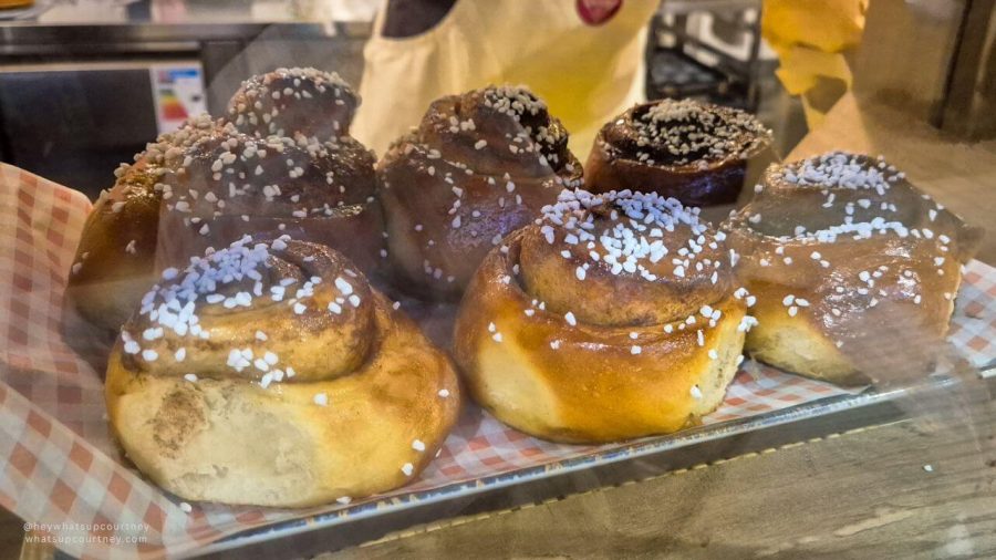 Delicious Cinnamon buns from the Swedish bakery, Midsommar in Grainger Market whatsupcourtney