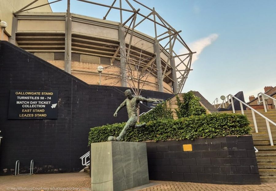 Jackie Millburn Sculpture at St James Park