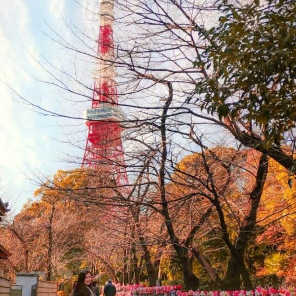 Courtney from whatsupcourtney.com at Tokyo Tower Japan whatsupcourtney