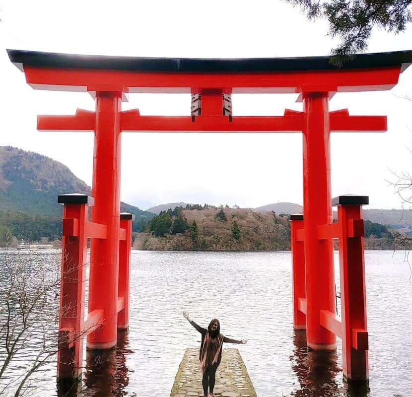 Hakone Lake Ashi Torii Gate posing