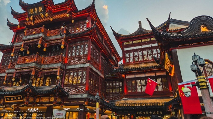 Yu gardens shanghai china temple daytime